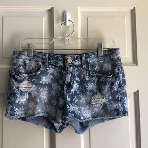 Aeropostale distressed jean shorts